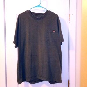 Men's Gray Dickies Tshirt, size 2XL